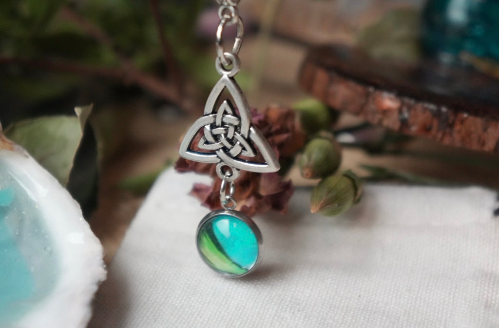 Trinity Knot Keepsake Necklace