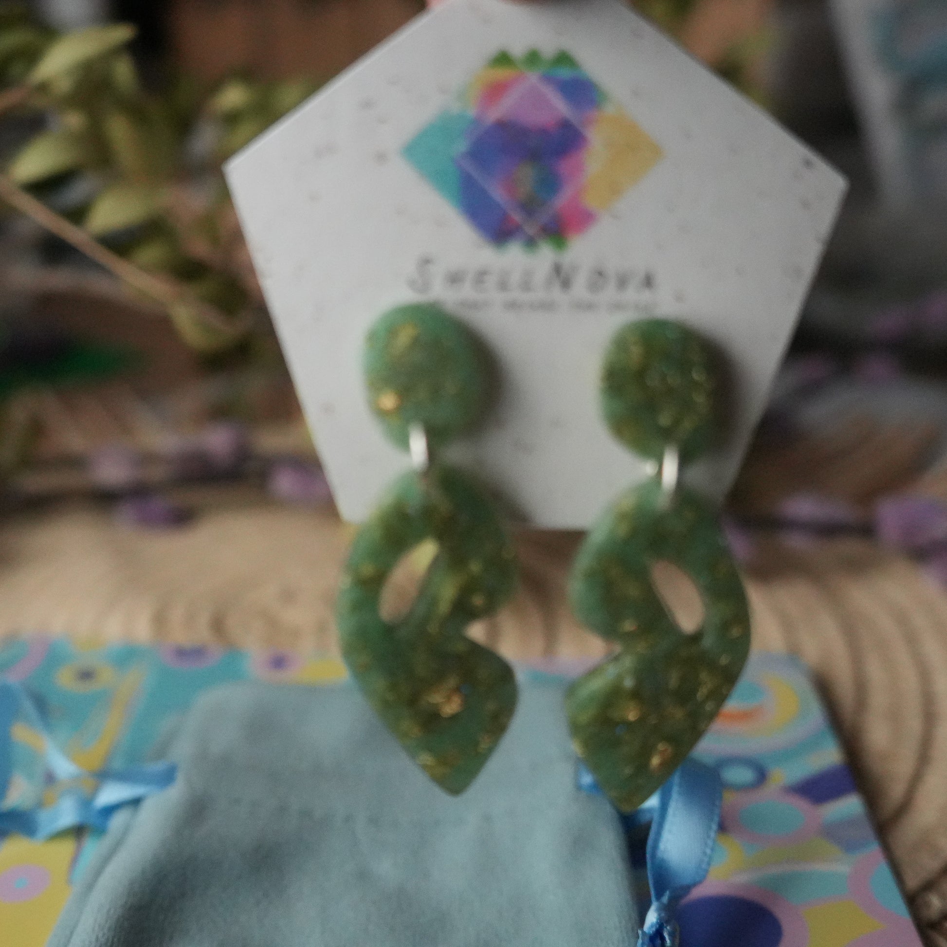 Seabed Sparkle - Stud Earrings